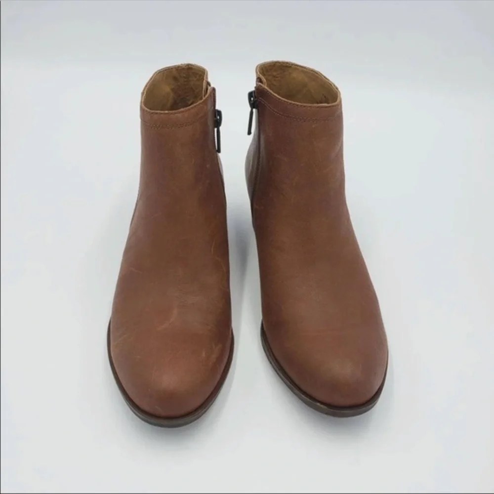 NWOT Lucky Brand LP-Balexa Ankle Booties